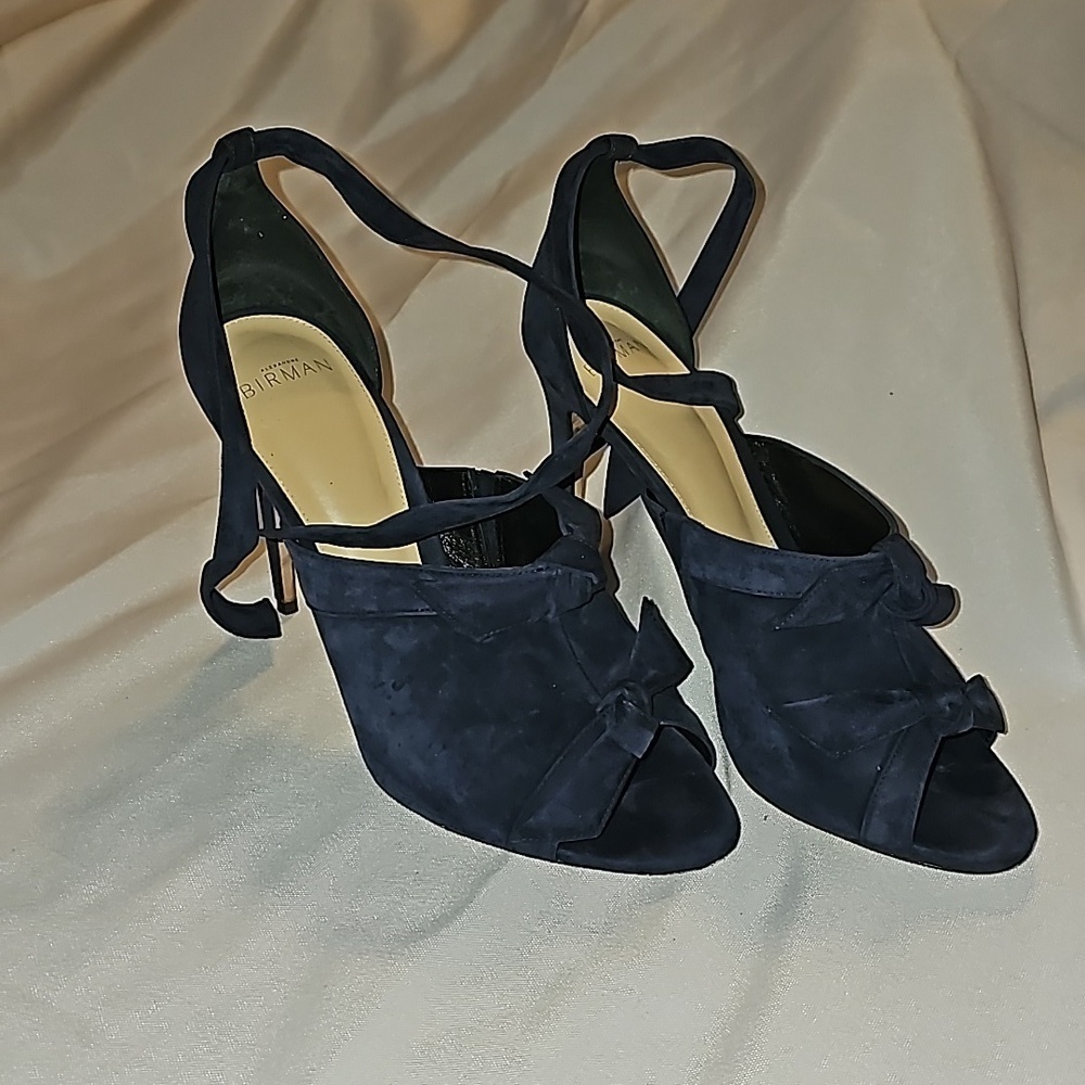 Alexandre Birman Charlie Bow-Tie Suede Sandal sz 41